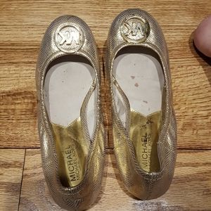 Gold flats